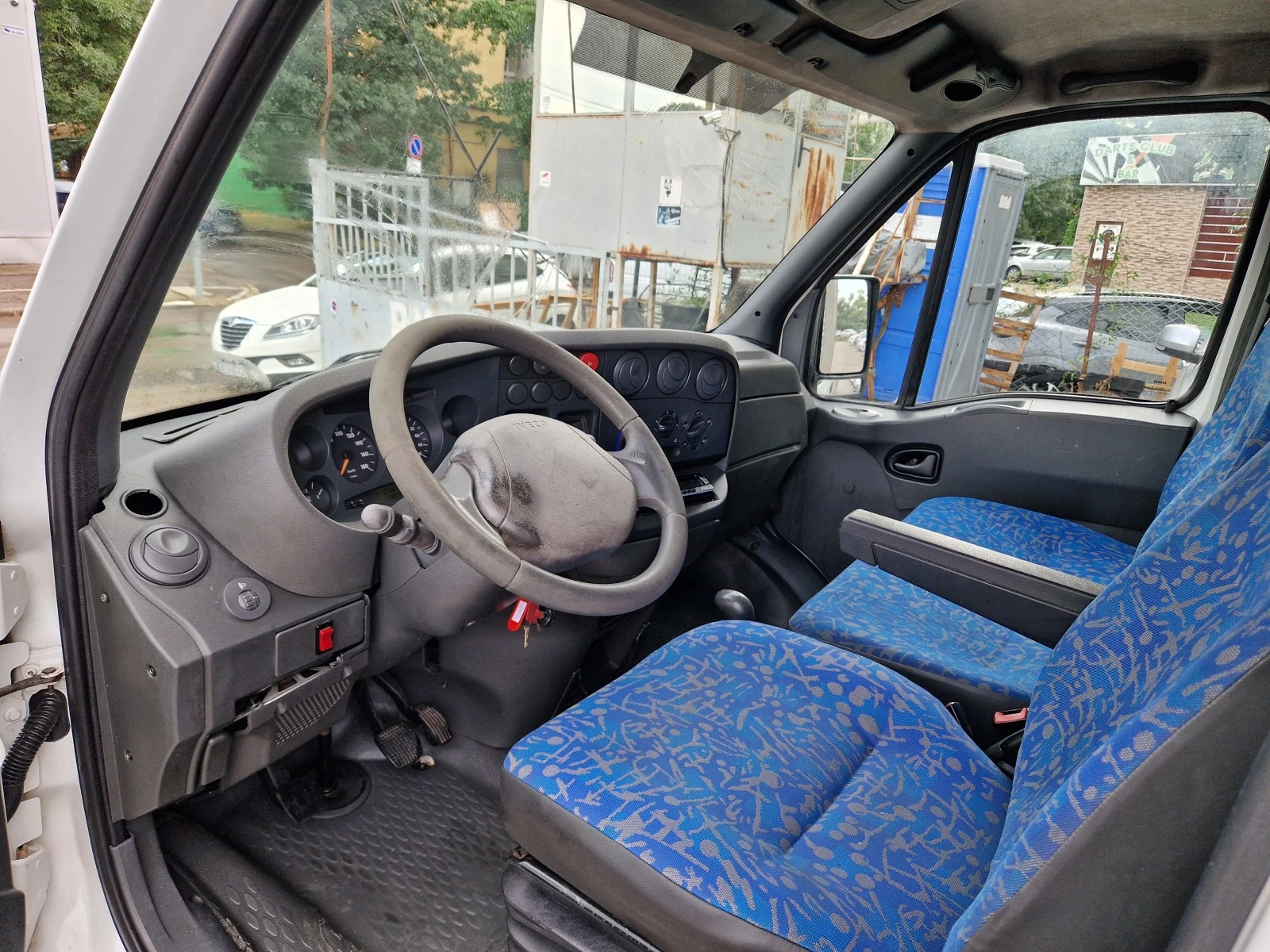 Iveco Daily 35C11А/ПАДАЩ БОРД - изображение 8