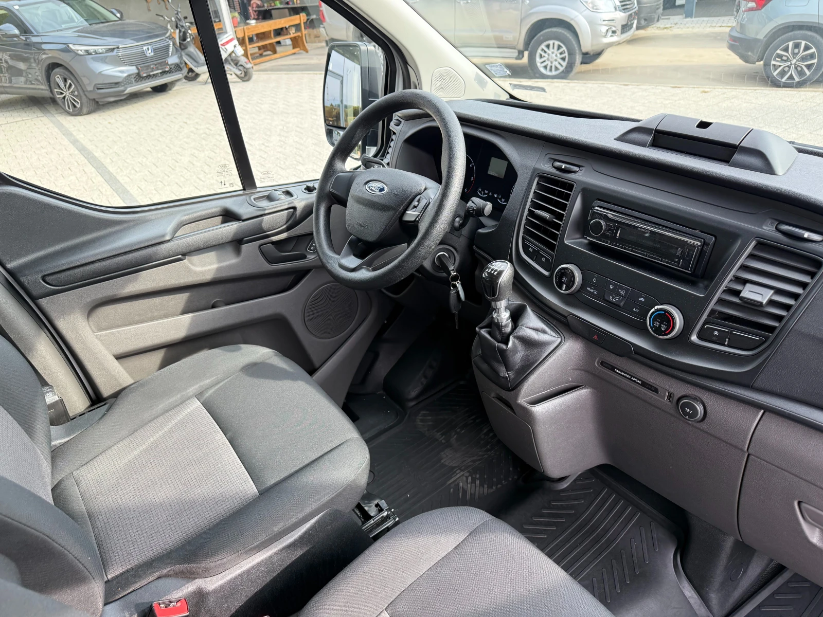 Ford Transit Custom 2.0TDCI 9-местен Клима Euro 6D  - изображение 10