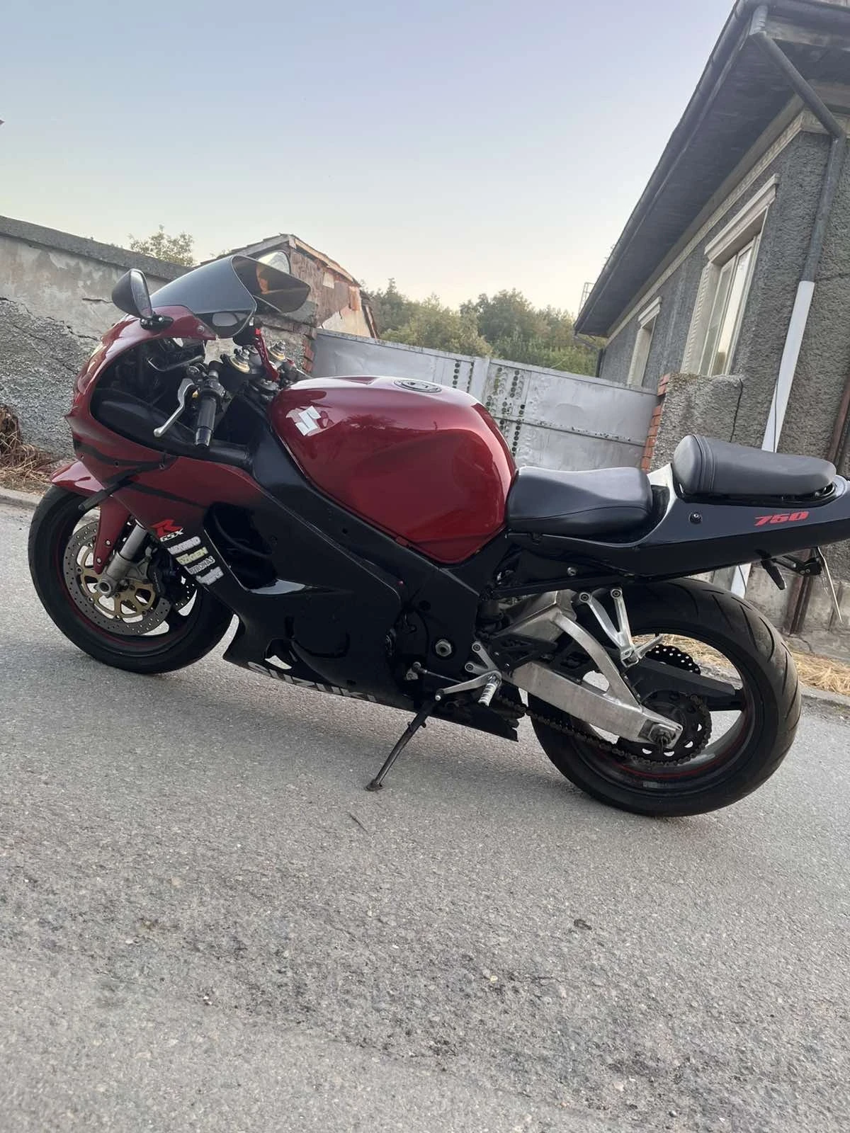 Suzuki Gsxr 750, снимка 4 - Мотоциклети и мототехника - 56360855