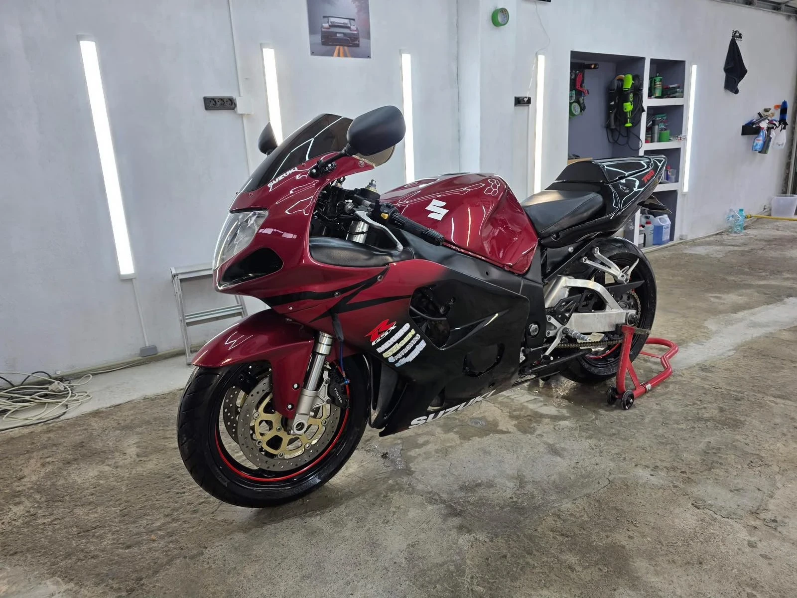Suzuki Gsxr 750