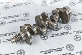 КОЛЯНОВ ВАЛ ОМ646, снимка 1