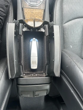 Mercedes-Benz E 500 4MATIC, снимка 13