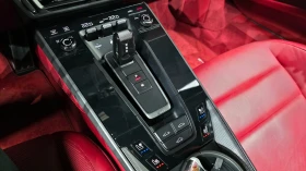 Porsche 911 Carrera 4* ЛЮК* ПОДГРЕВ ВОЛАН* КРАЙНА ЦЕНА, снимка 9