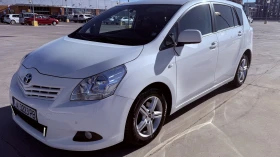Toyota Verso 1.8i, снимка 1