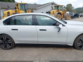 BMW i7 xDrive60, снимка 13