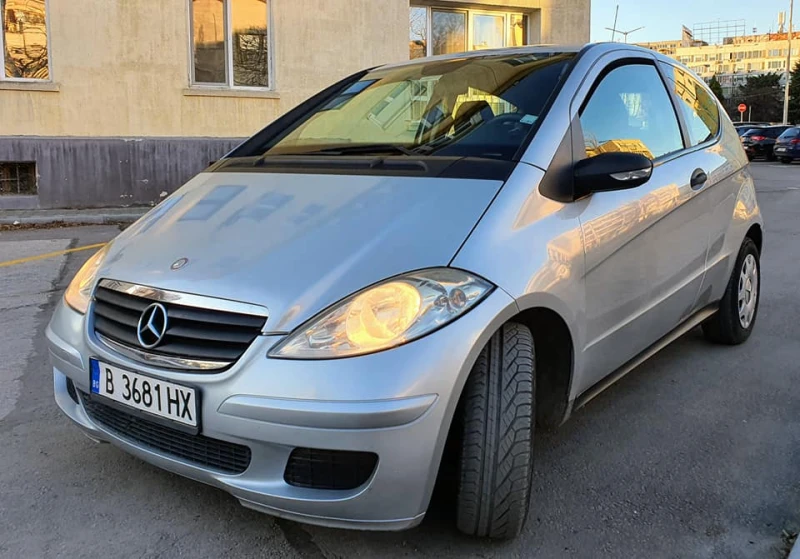 Mercedes-Benz A 160 автомат/ обслужен, снимка 1 - Автомобили и джипове - 48829375