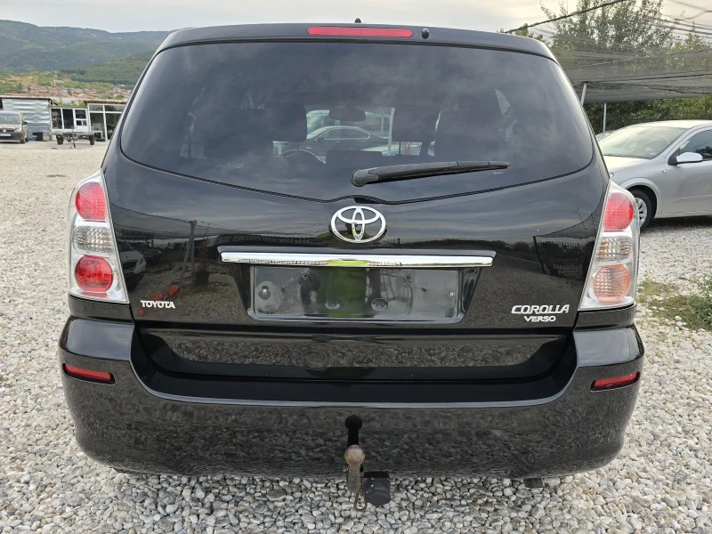 Toyota Corolla verso 1.8i/РЪЧНИ СКОРОСТИ/НАВИГАЦИЯ/FACE-LIFT, снимка 5 - Автомобили и джипове - 47185684