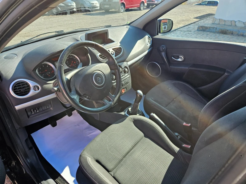 Renault Clio 1.5DCI, снимка 5 - Автомобили и джипове - 47729453