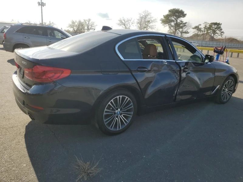 BMW 530 xDrive * Подгрев * Надуване * Кожа, снимка 6 - Автомобили и джипове - 48754030