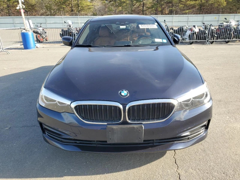 BMW 530 xDrive * Подгрев * Надуване * Кожа, снимка 2 - Автомобили и джипове - 48754030