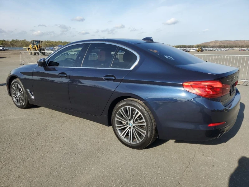 BMW 530 xDrive * Подгрев * Надуване * Кожа, снимка 3 - Автомобили и джипове - 48754030