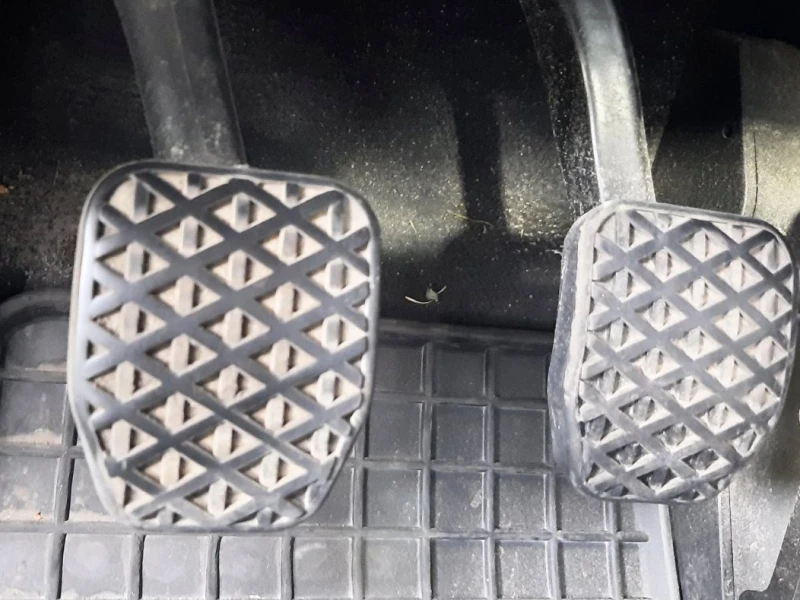 BMW 318, снимка 10 - Автомобили и джипове - 52313520