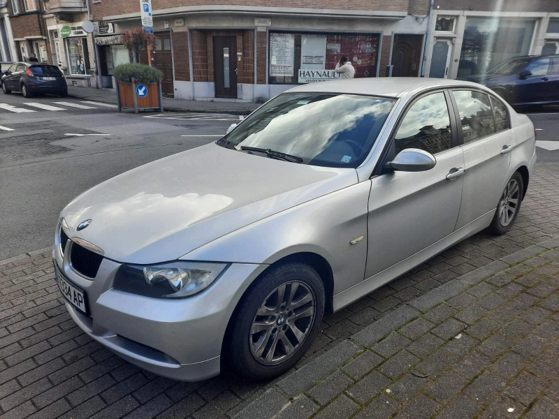 BMW 318, снимка 2 - Автомобили и джипове - 52313520