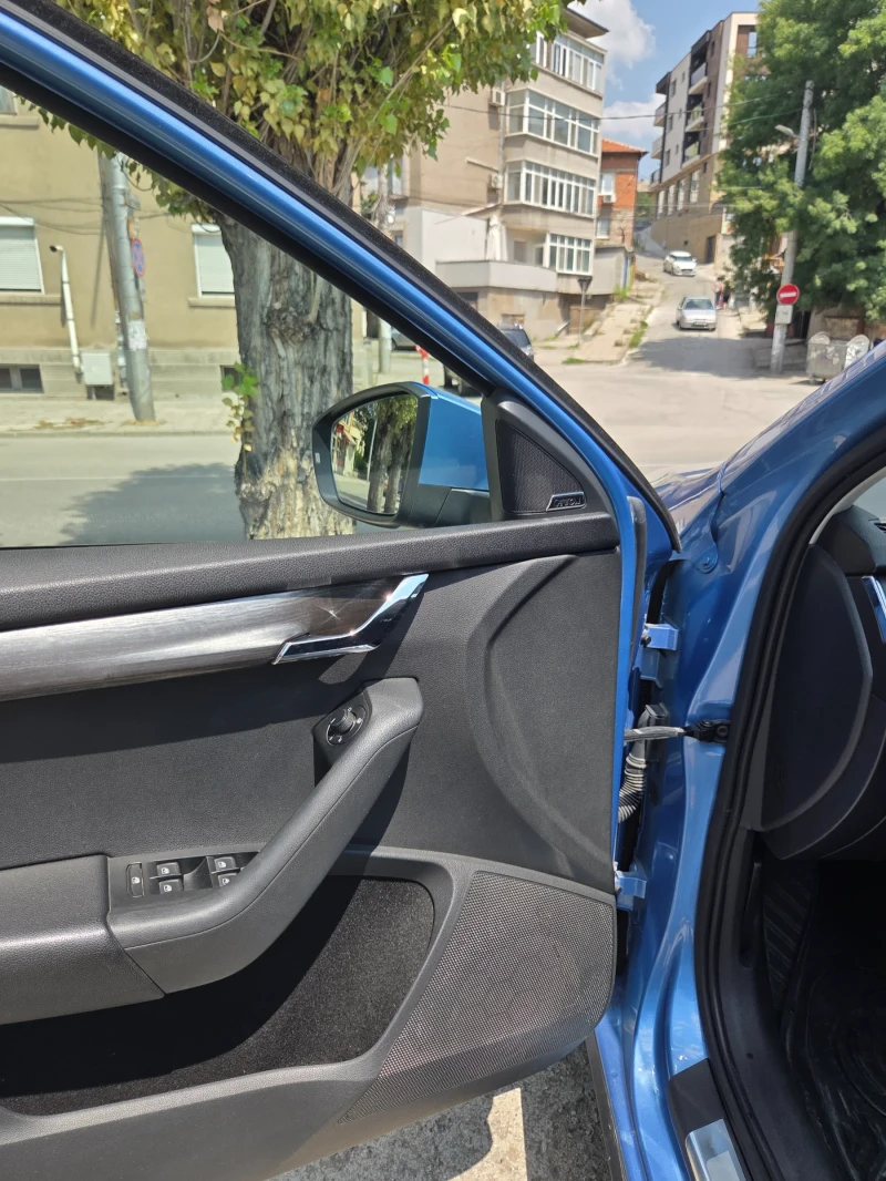 Skoda Octavia Scout, снимка 9 - Автомобили и джипове - 52669280