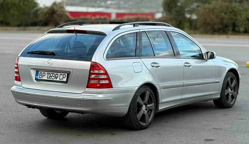 Mercedes-Benz C 320 3.2i 218к.с. * ГАЗ* 4-MATIC, снимка 6 - Автомобили и джипове - 52223638