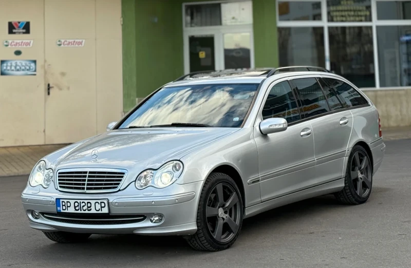 Mercedes-Benz C 320 3.2i 218к.с. * ГАЗ* 4-MATIC, снимка 3 - Автомобили и джипове - 52223638