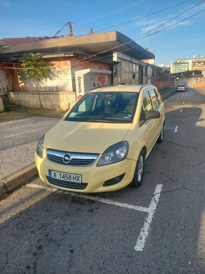 Opel Zafira 1.7, снимка 2 - Автомобили и джипове - 52270298