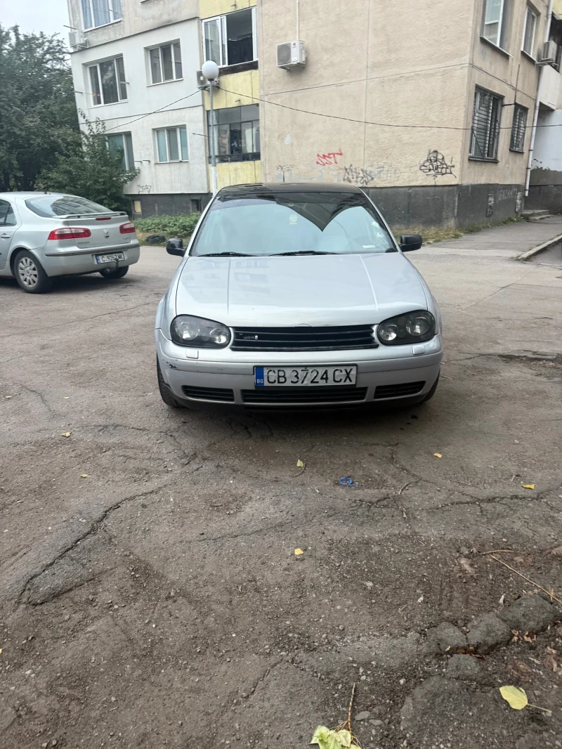 VW Golf 1.8т GTI, снимка 4 - Автомобили и джипове - 52347025