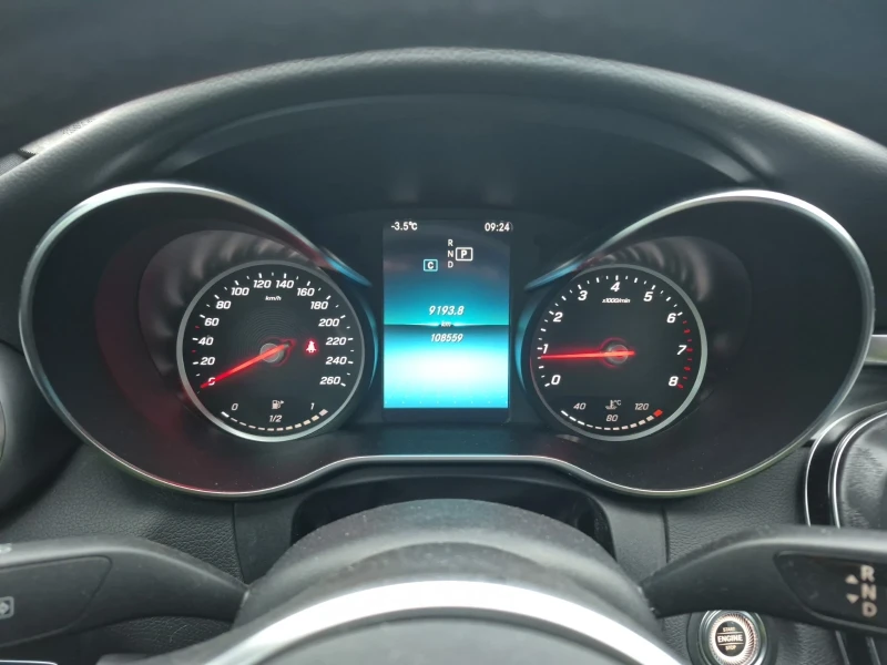Mercedes-Benz C 300 AMG* Pano* 2 ключа, снимка 10 - Автомобили и джипове - 52722904