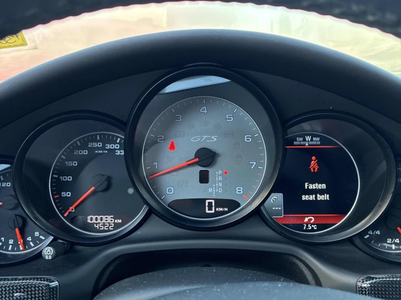 Porsche Panamera CARFAX* АВТОФИНАНСИРАНЕ* БЕЗ ПЪРВОНАЧАЛНА ВНОСКА* , снимка 7 - Автомобили и джипове - 52946077