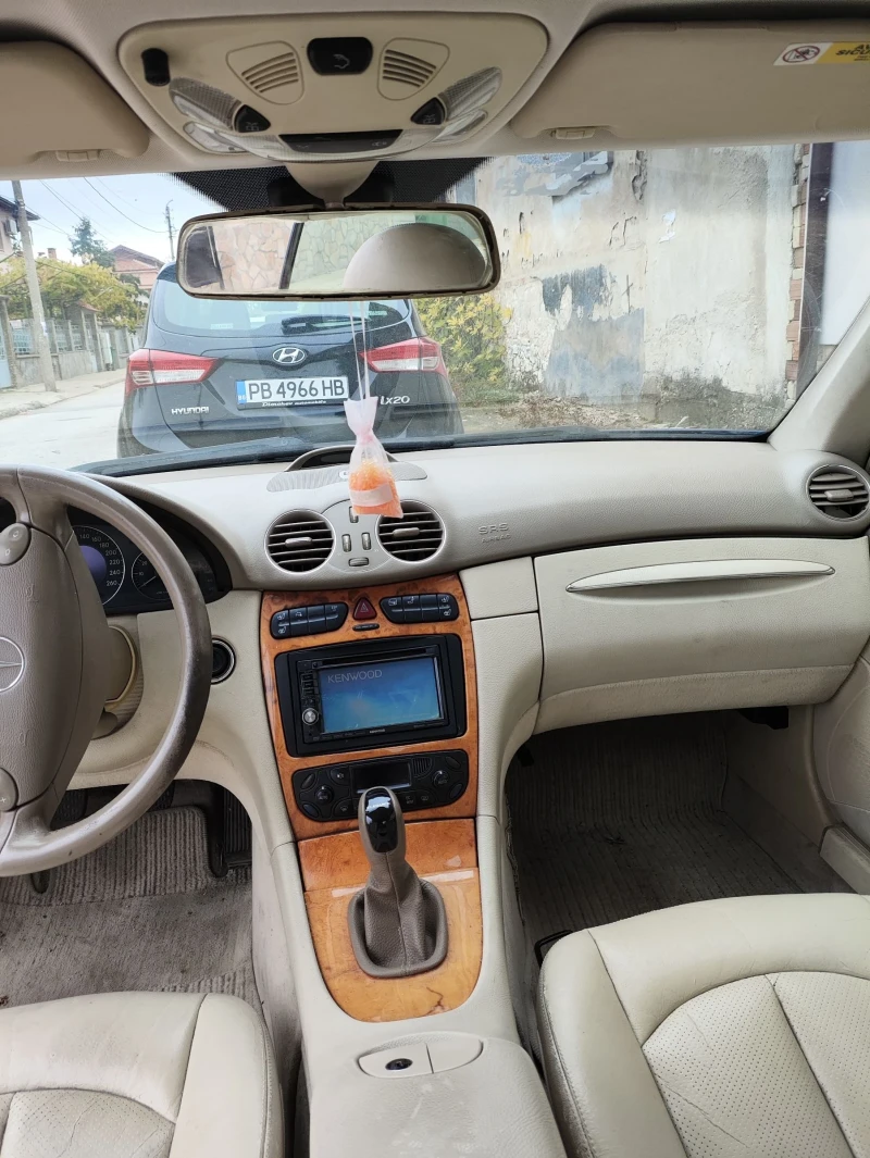 Mercedes-Benz CLK 240, снимка 9 - Автомобили и джипове - 53578682