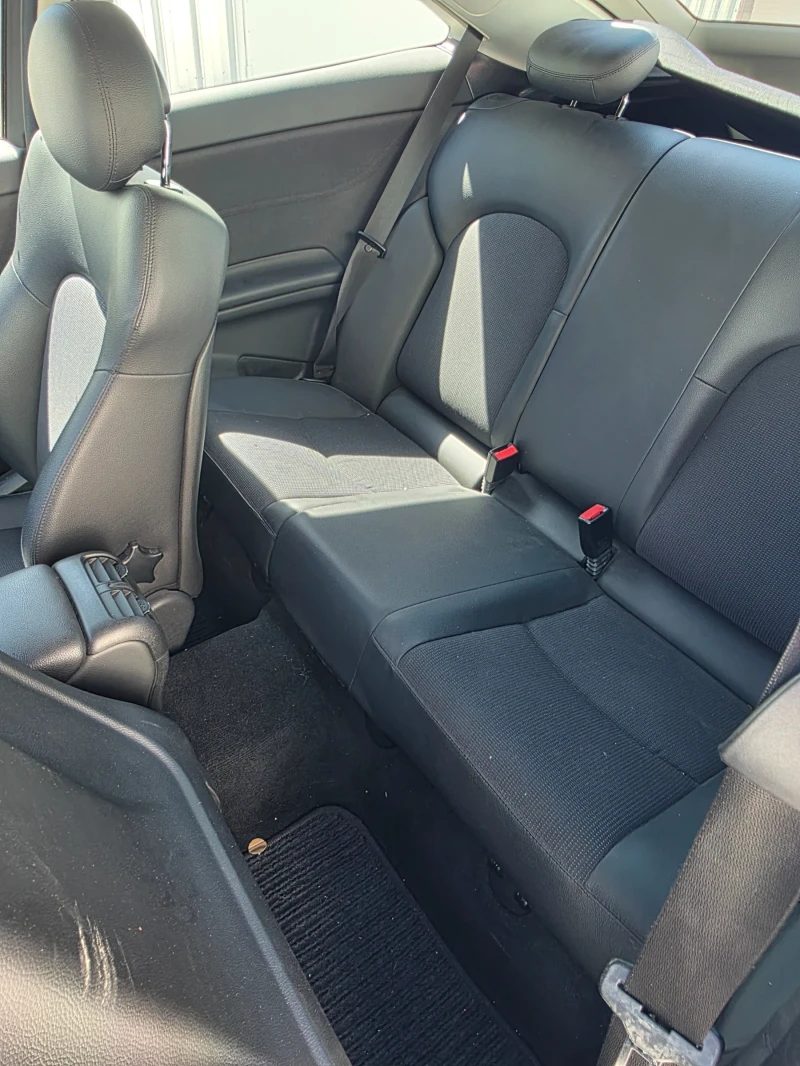 Mercedes-Benz C 180, снимка 8 - Автомобили и джипове - 53578719