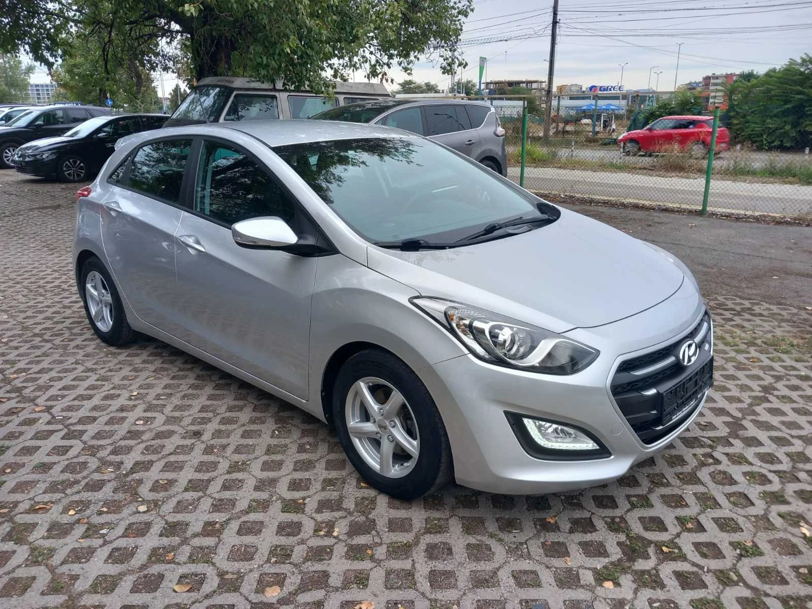 Hyundai I30 !!! 1.4benzin !!! Navi !!! Evro 6!!! - изображение 3