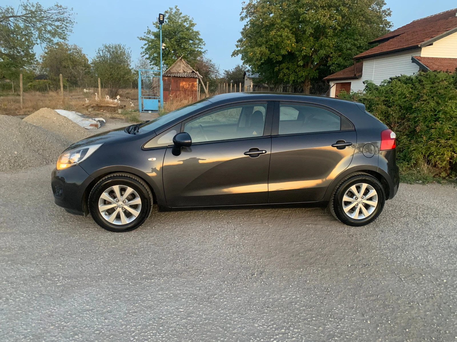 Kia Rio 1.2i 16v - изображение 3