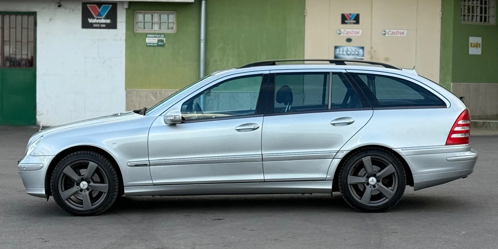 Mercedes-Benz C 320 3.2i 218к.с. * ГАЗ* 4-MATIC - изображение 7