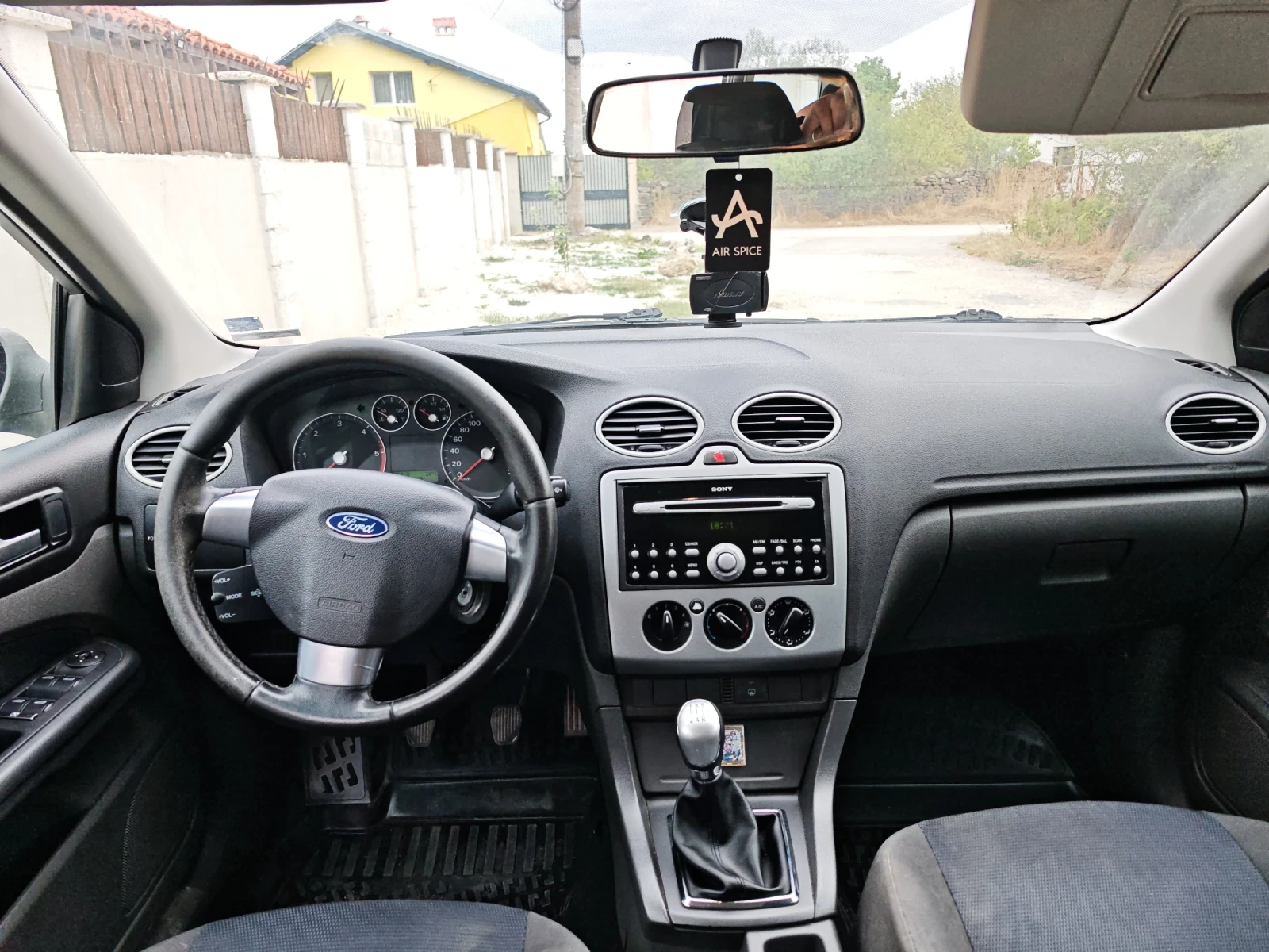 Ford Focus 1.6TDCI - изображение 7