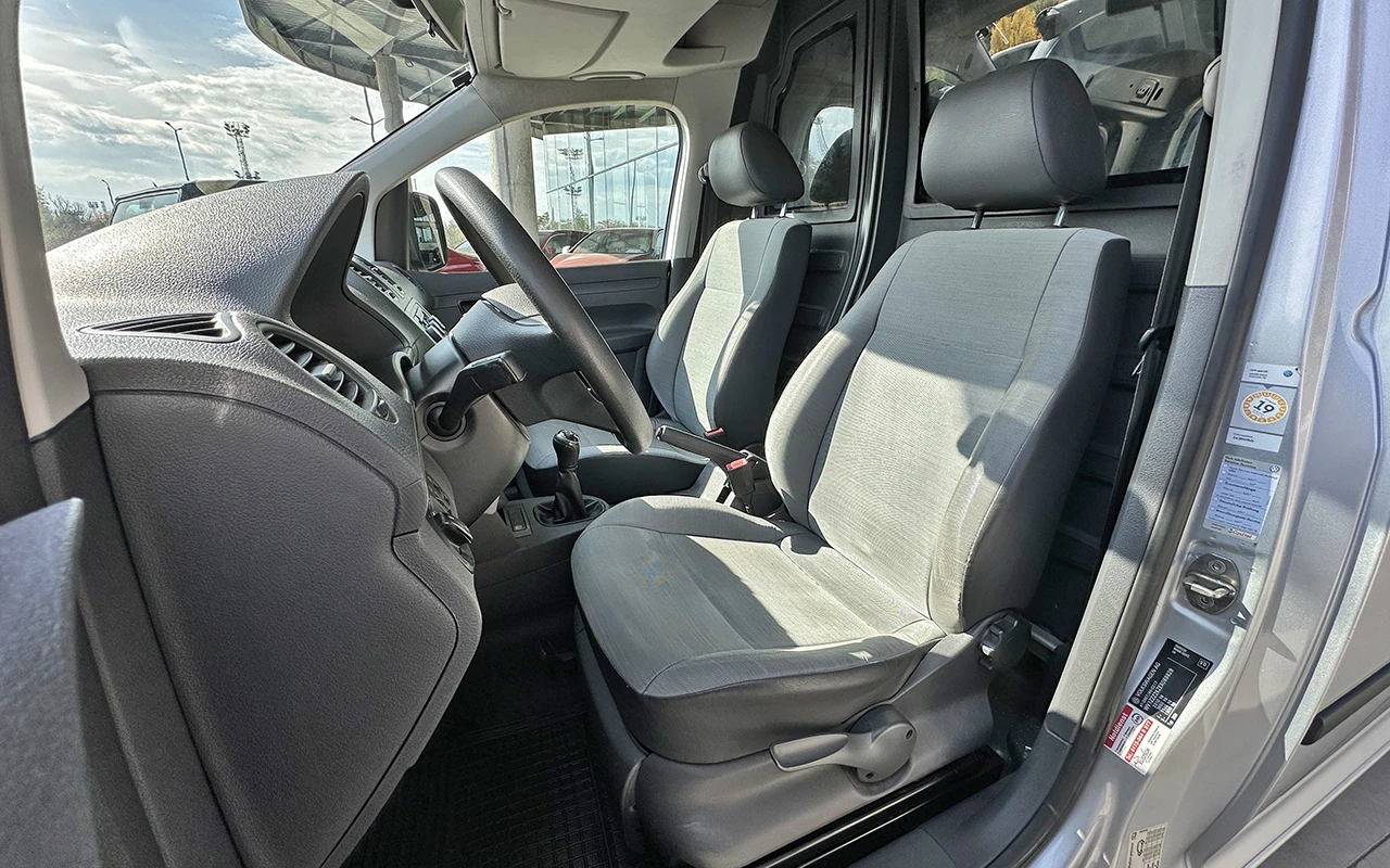 VW Caddy Maxi 1.6 TDI Panel Van - изображение 6