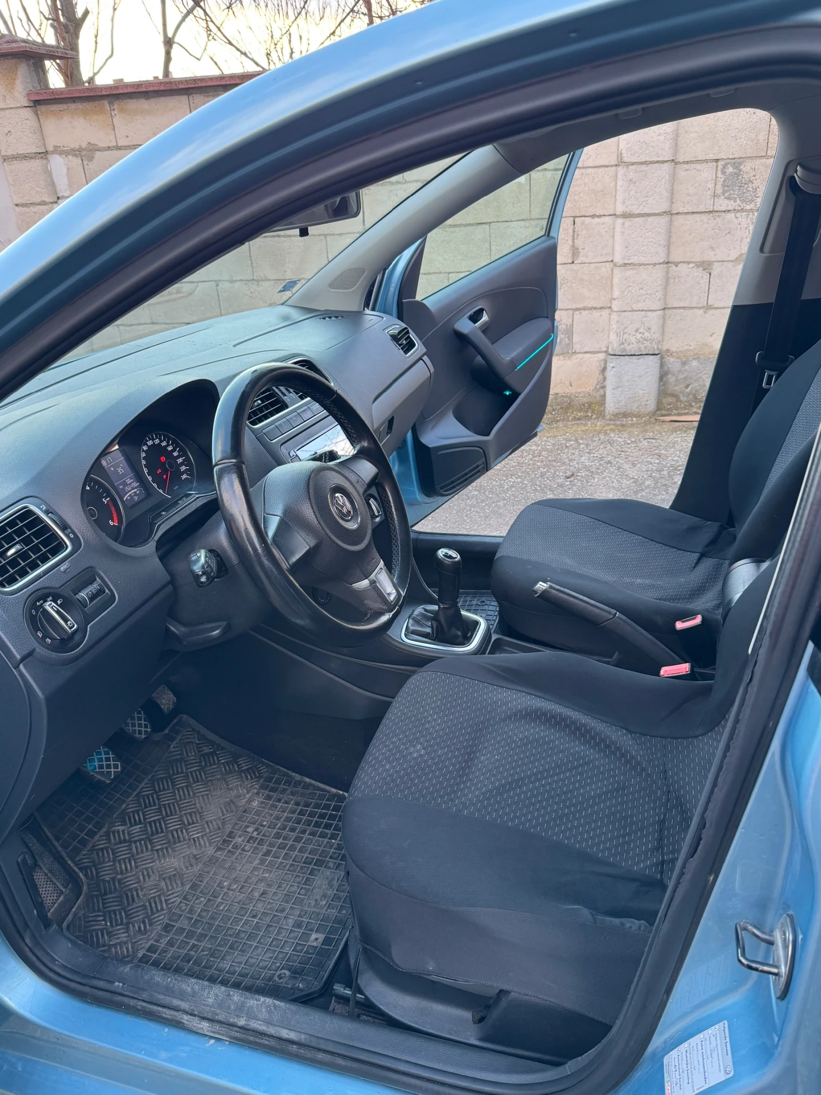 VW Polo 1.2 TDI BlueMotion | Климатик | CarPlay | Камера - изображение 7