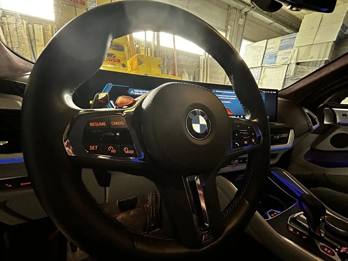 BMW XM 4.4 V8 Plug-in Hybrid xDrive, снимка 7 - Автомобили и джипове - 54736461