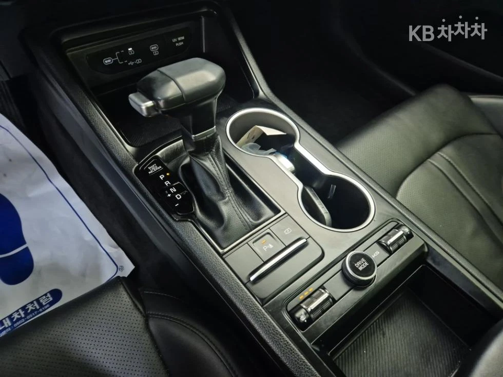 Kia K5 LPG* ПОДГРЕВ* КАМЕРА, снимка 12 - Автомобили и джипове - 54840185