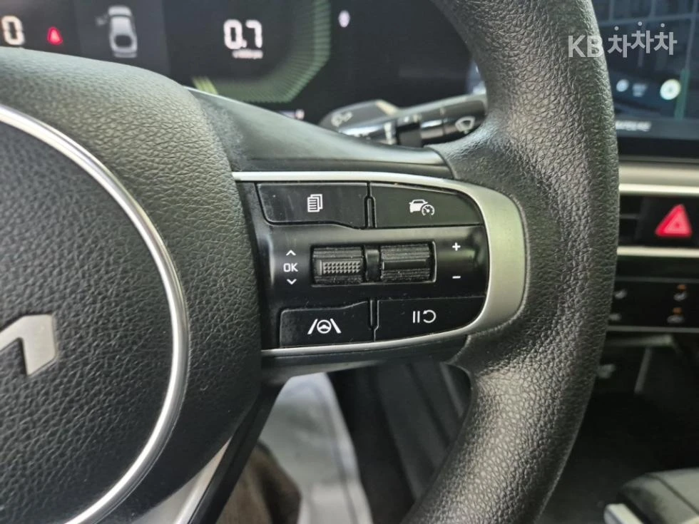 Kia K5 LPG* ПОДГРЕВ* КАМЕРА, снимка 10 - Автомобили и джипове - 54840185