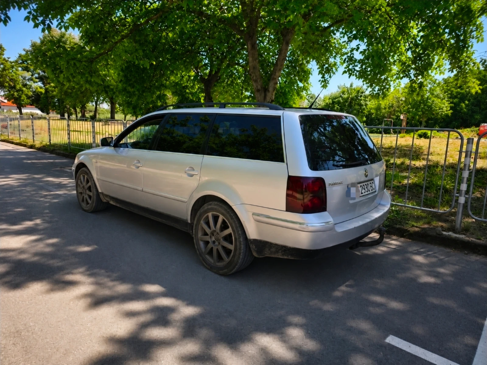 VW Passat, снимка 2 - Автомобили и джипове - 54840929