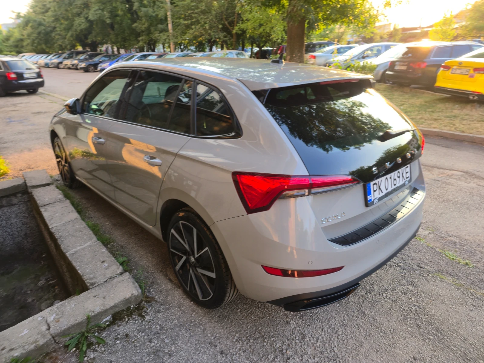 Skoda Scala 1.6TDI MONTE CARLO NARDO GREY, снимка 7 - Автомобили и джипове - 55544016