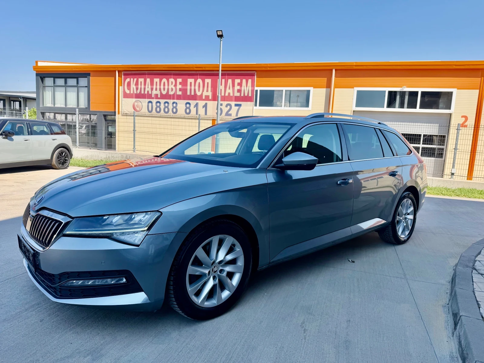 Skoda Superb, снимка 6 - Автомобили и джипове - 55569444