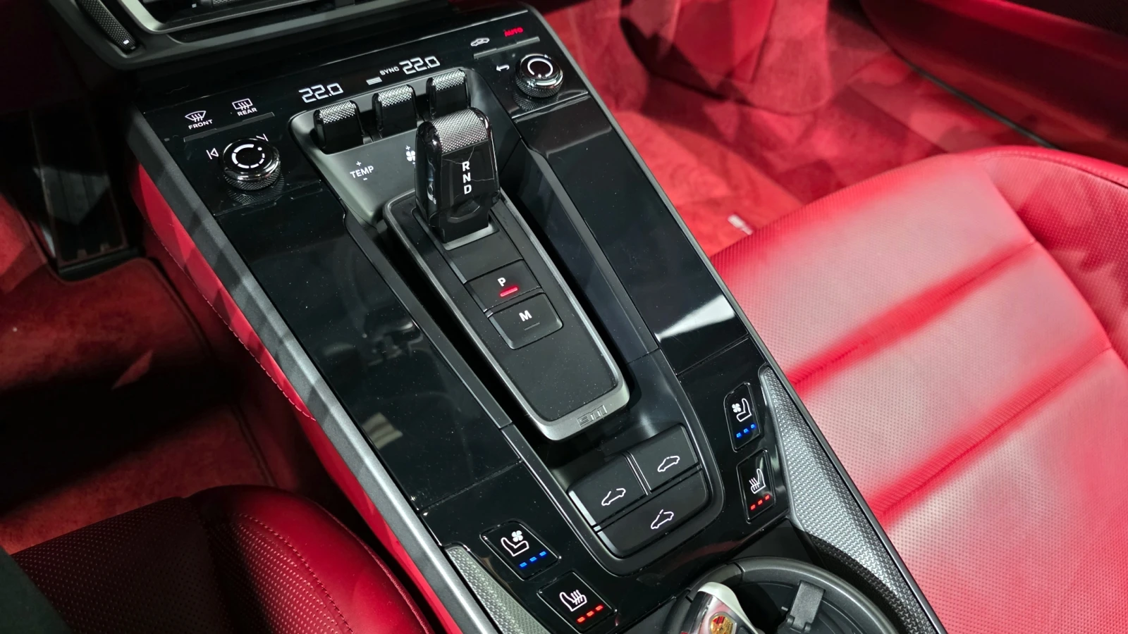Porsche 911 Carrera 4* ЛЮК* ПОДГРЕВ ВОЛАН* КРАЙНА ЦЕНА, снимка 9 - Автомобили и джипове - 55608867