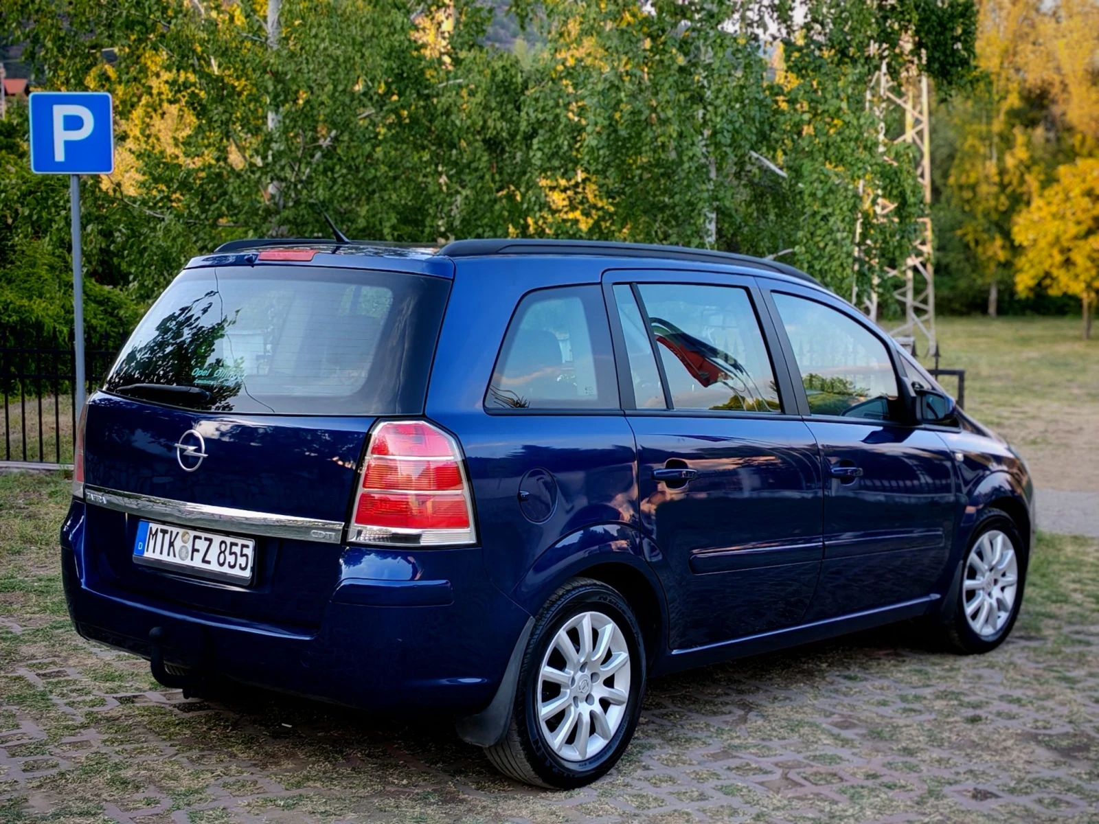 Opel Zafira 1.9CDTI(120)* 6-СКОРОСТИ* 7-МЕСТА* НОВ ВНОС* , снимка 7 - Автомобили и джипове - 55710438