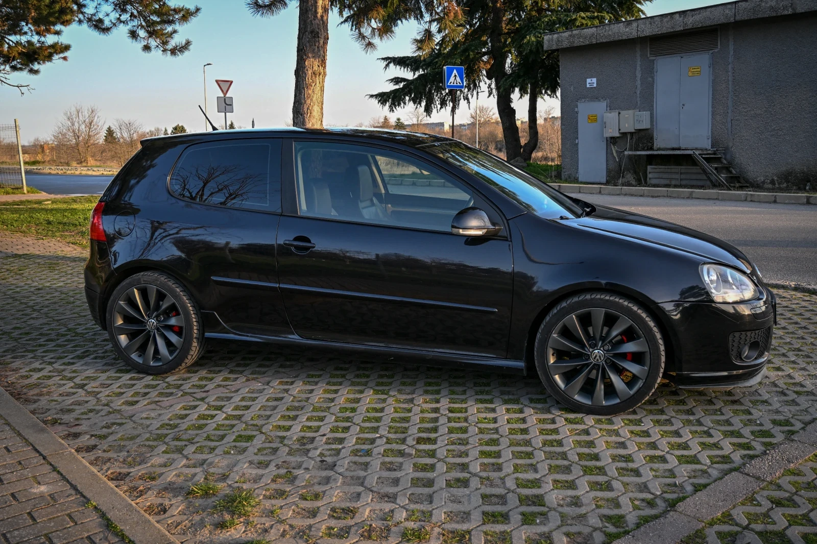 VW Golf Голф 5, снимка 14 - Автомобили и джипове - 55879642