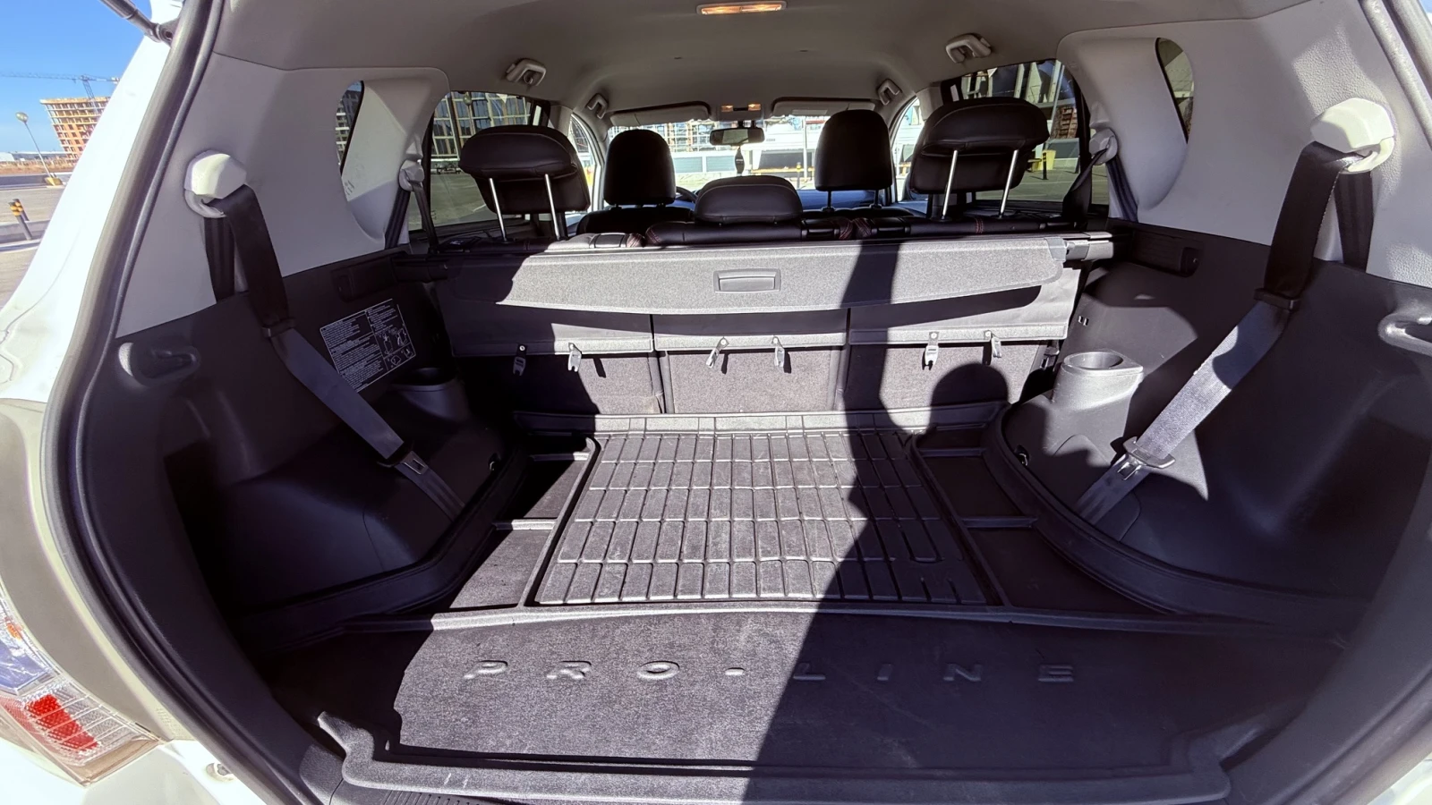 Toyota Verso 1.8i, снимка 16 - Автомобили и джипове - 55992161