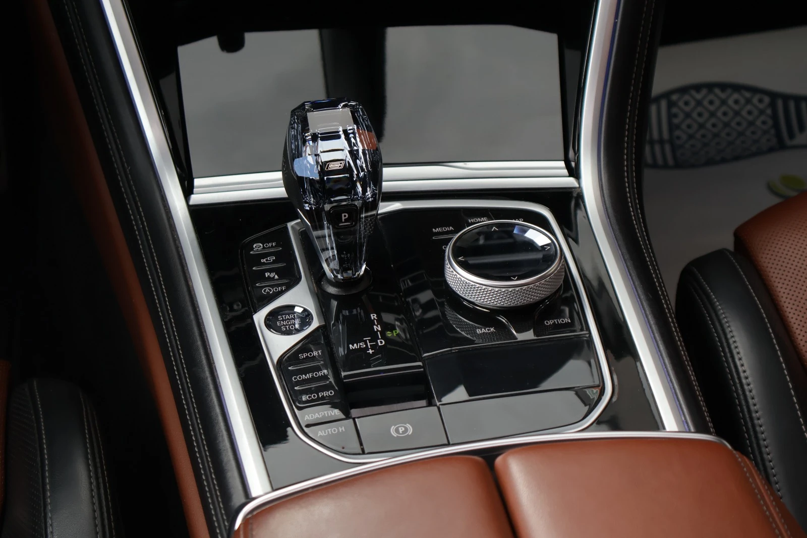 BMW 840 Gran Coupé 840 M Sport Harman/Kardon LED 360 , снимка 15 - Автомобили и джипове - 56159279