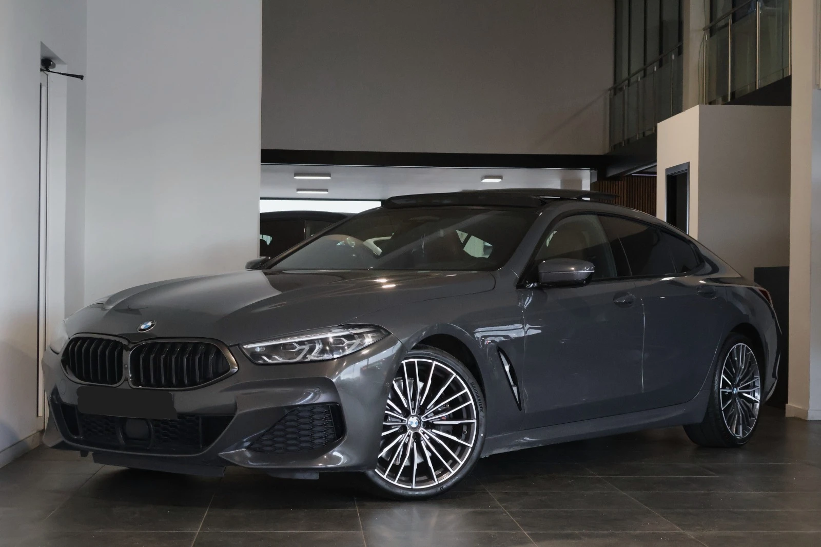BMW 840 Gran Coupé 840 M Sport Harman/Kardon LED 360 , снимка 2 - Автомобили и джипове - 56159279