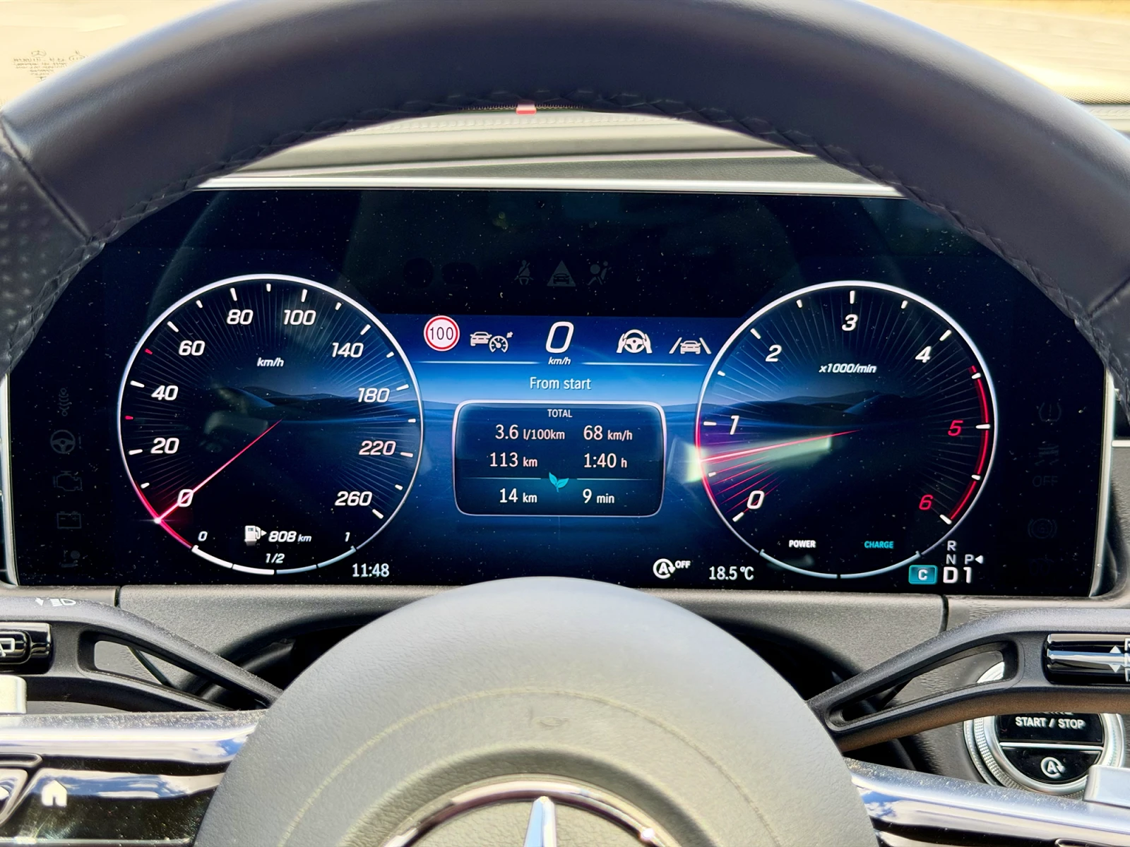 Mercedes-Benz E 220 T AMG Line, снимка 15 - Автомобили и джипове - 56228611