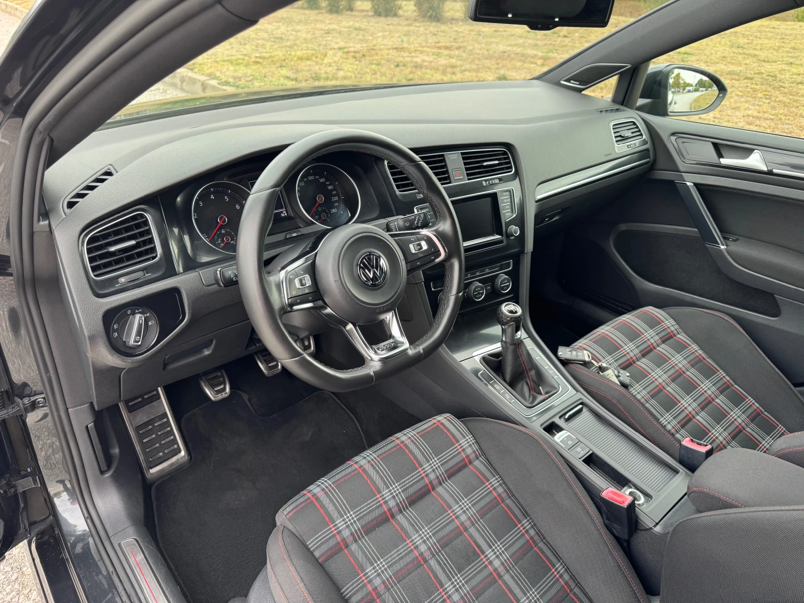 VW Golf 2.0 Turbo GTI Limited Top | Mobile.bg � ����������� 15