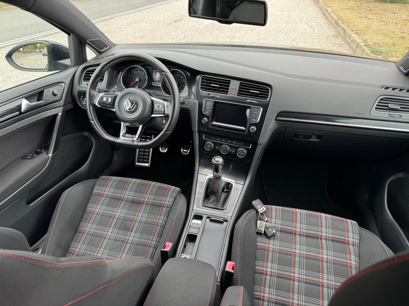 VW Golf 2.0 Turbo GTI Limited Top | Mobile.bg � ����������� 12
