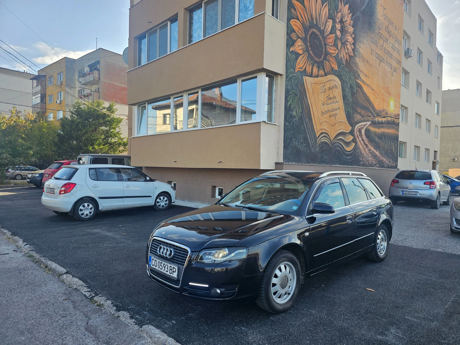 Audi A4 2.0-TDI-6ск. Гаражно
