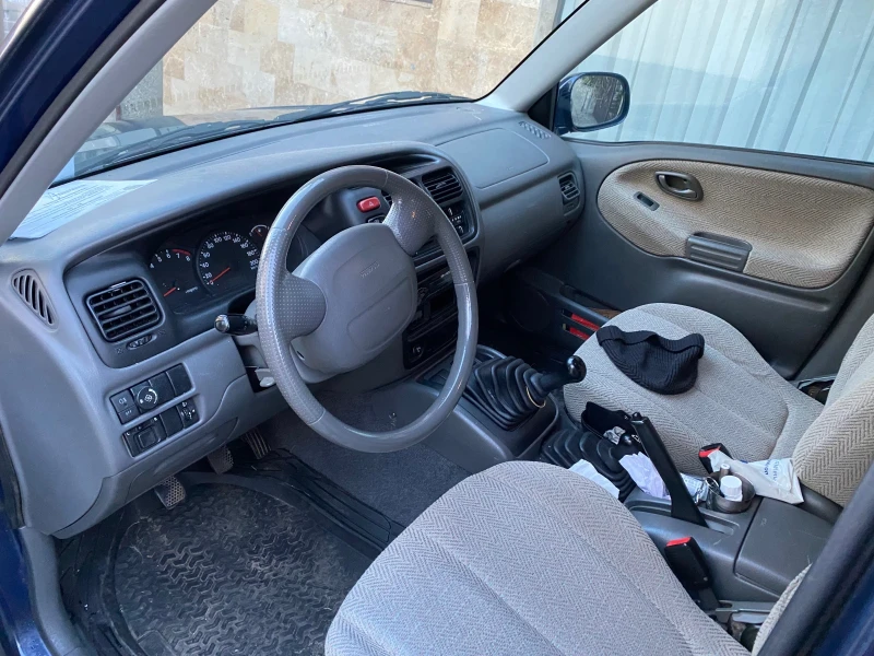 Suzuki Grand vitara, снимка 7 - Автомобили и джипове - 48932835