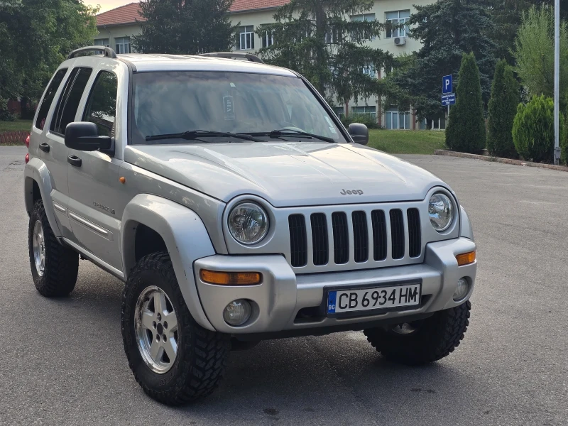 Jeep Cherokee 3.7, снимка 3 - Автомобили и джипове - 51382252